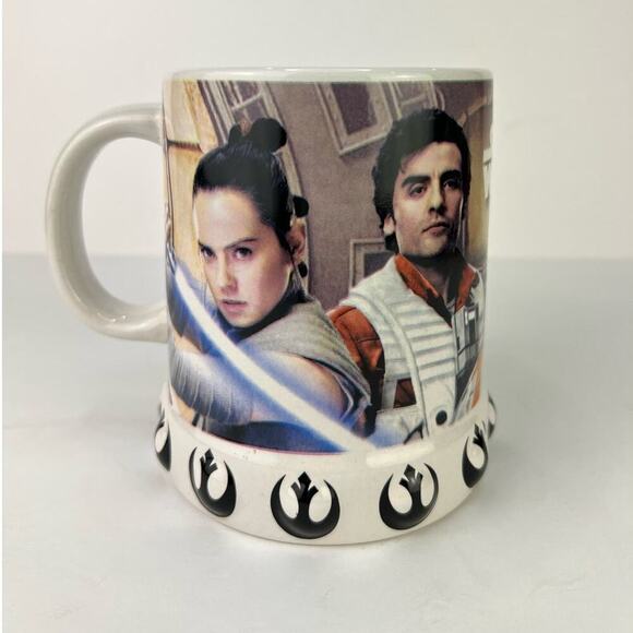 Oversized Star Wars Mug Cup Glass Rise of Skywalker Chewbacca Rey Droid Lucas - Picture 3 of 5